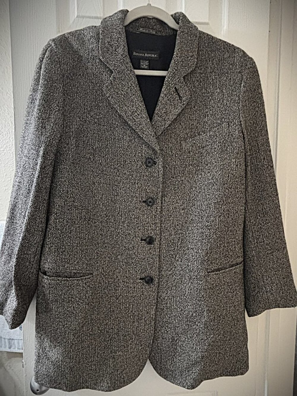 Banana Republic Gray textured wool-silk blend blazer